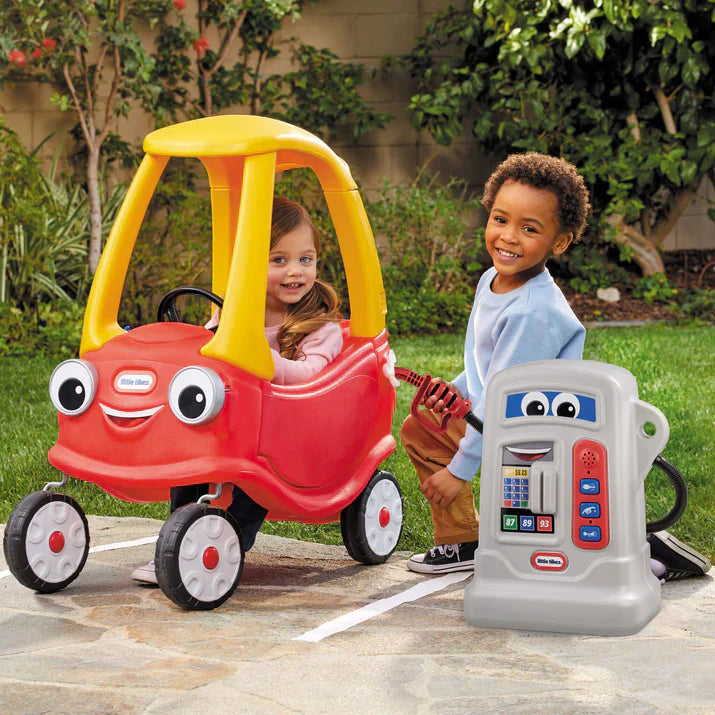 Cozy Pumper Grey – Interactive Gas Pump for Cozy Coupe® Vehicles
